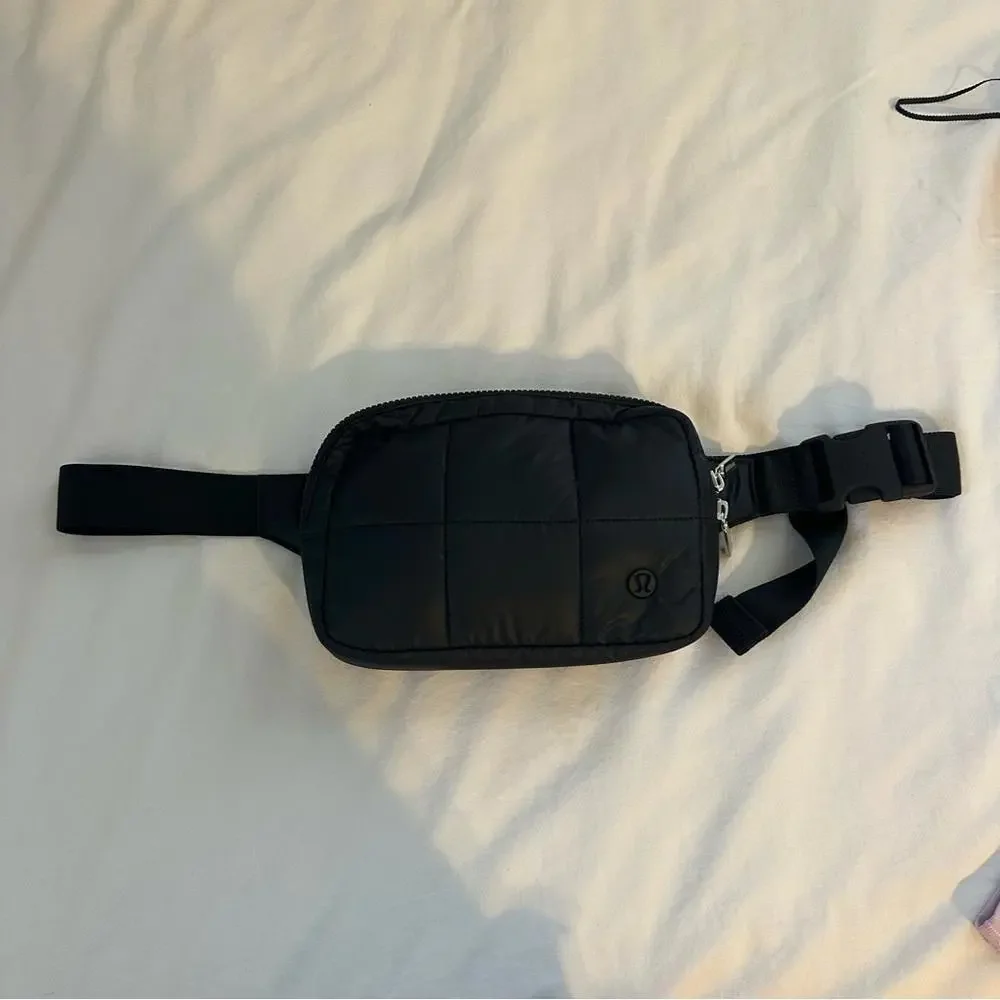 Lululemon Athletica Everywhere Belt Bag